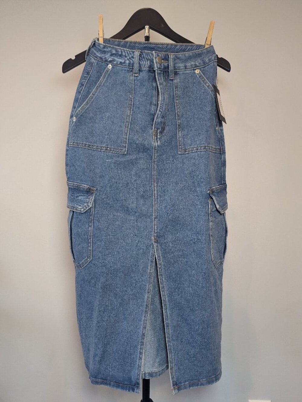 Miou Muse Women's Size S Blue Denim Cargo Midi Skirt with Pockets & Slit